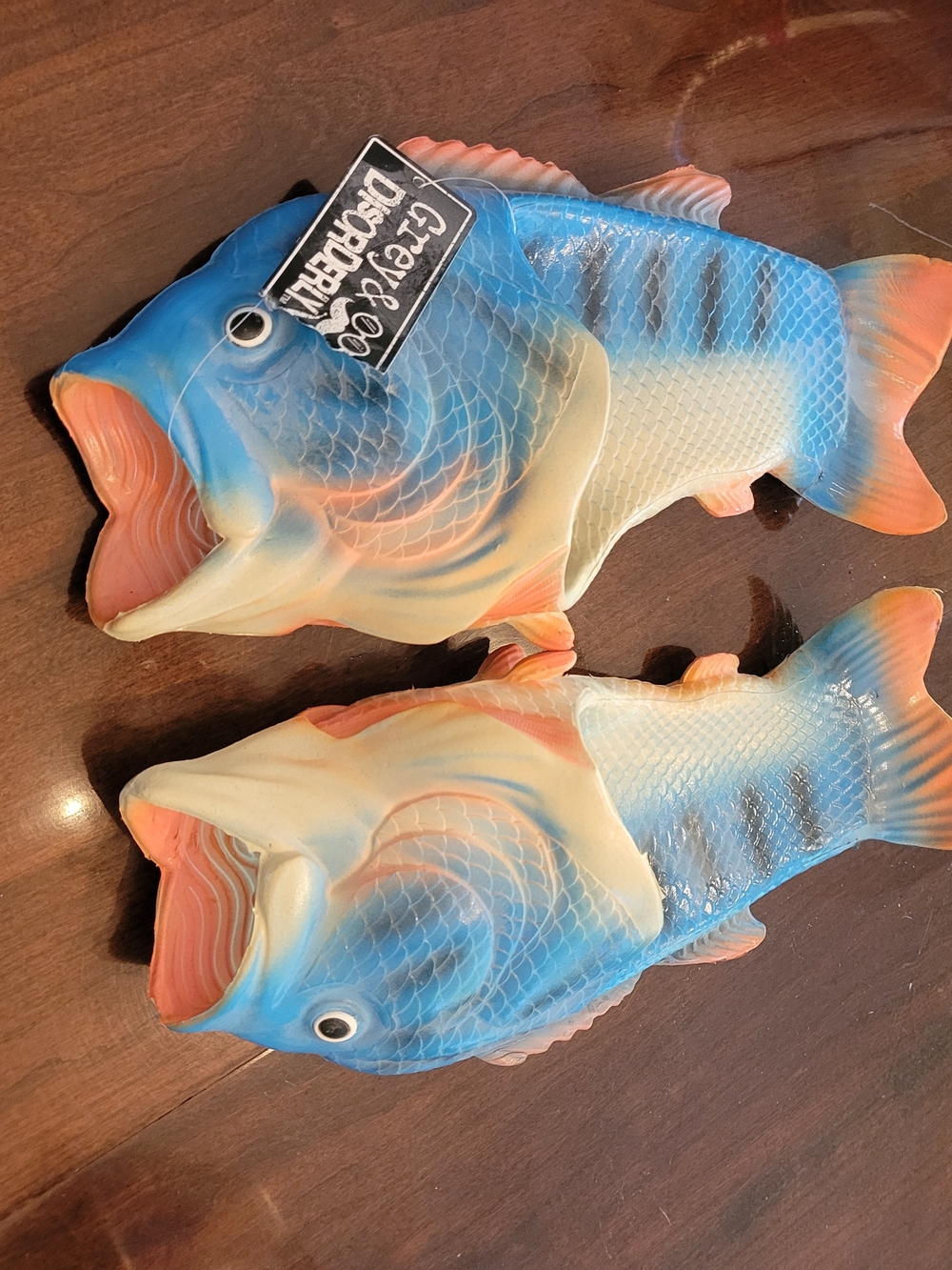 Unbranded Men’s Fish-Shaped Flip-Flop Sandals in Blue and Peach